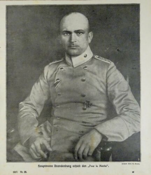 1917 - alter Druck - Hauptmann Brandenburg erhielt den "Pour le Mérite"